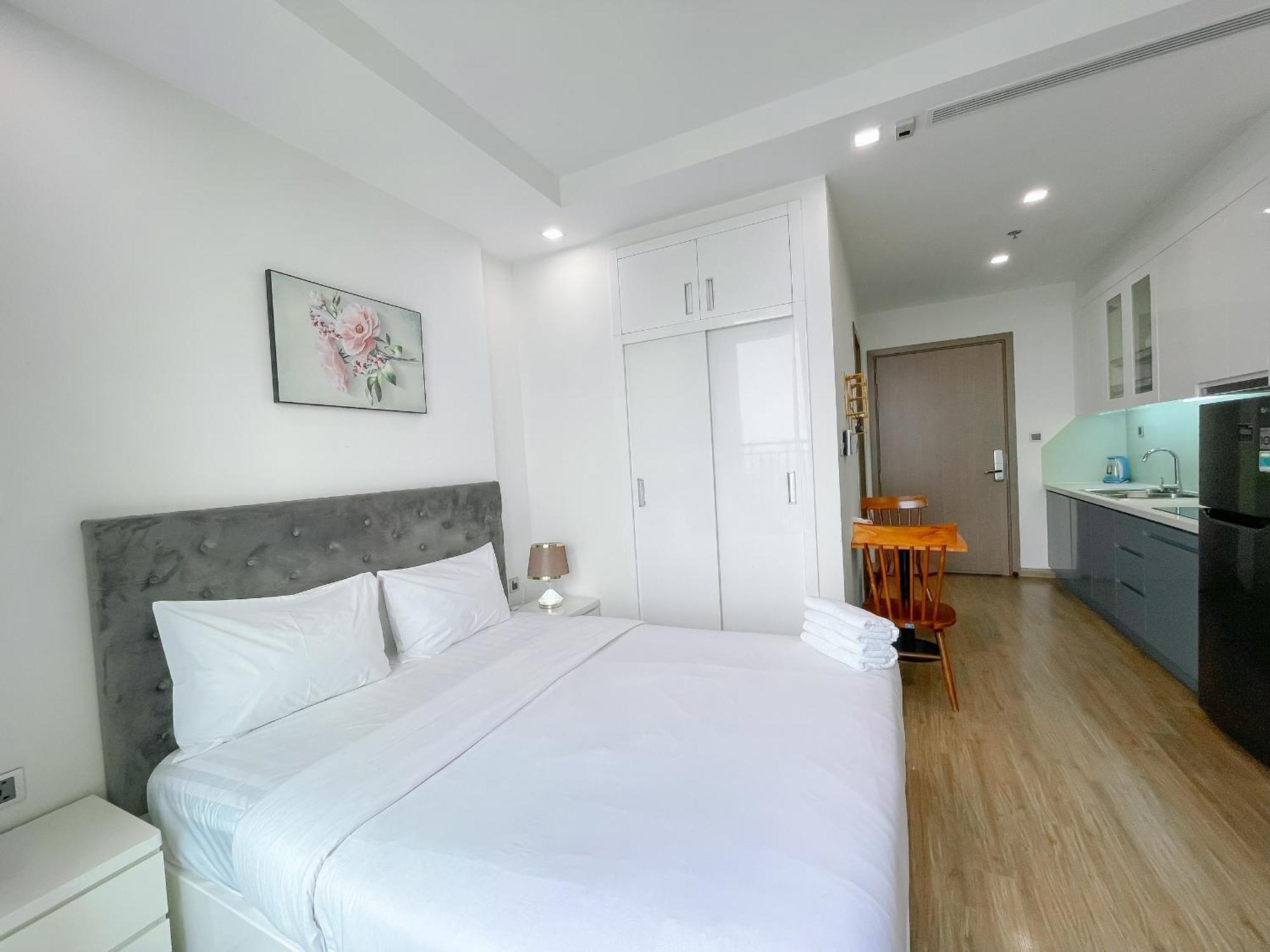 Rosee House -Luxury Apartment In Vinhomes Greenbay Hanoi Eksteriør bilde